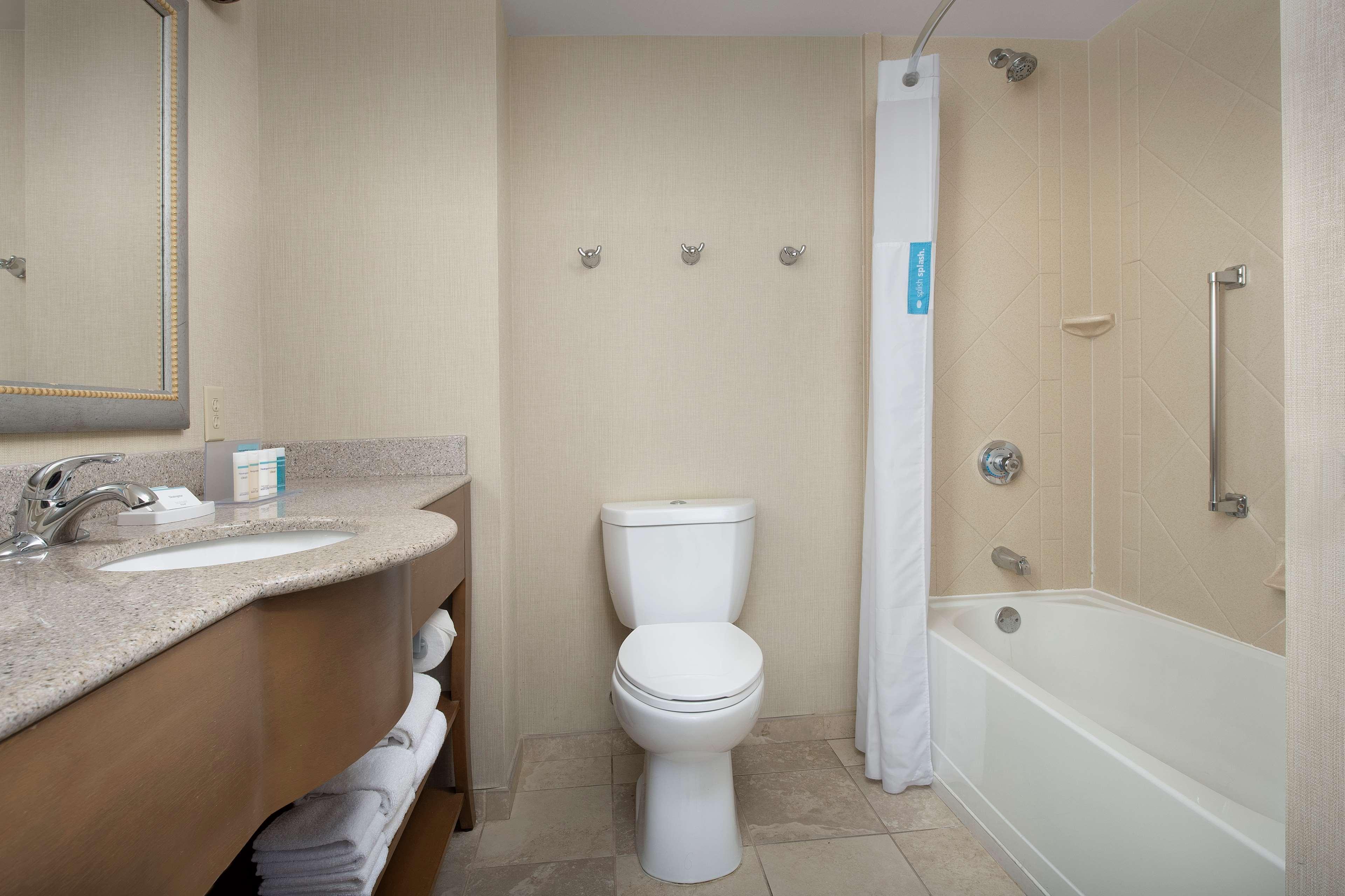 Hampton Inn Birmingham I-65/Lakeshore Drive Екстер'єр фото